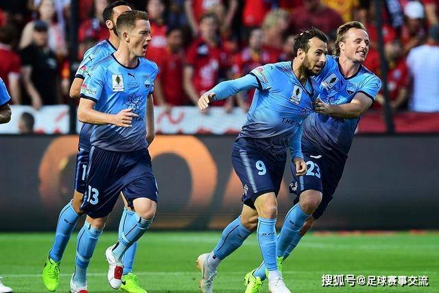 利物浦花750万签下圣埃蒂安小将恩盖桑，将其外租至法甲球队